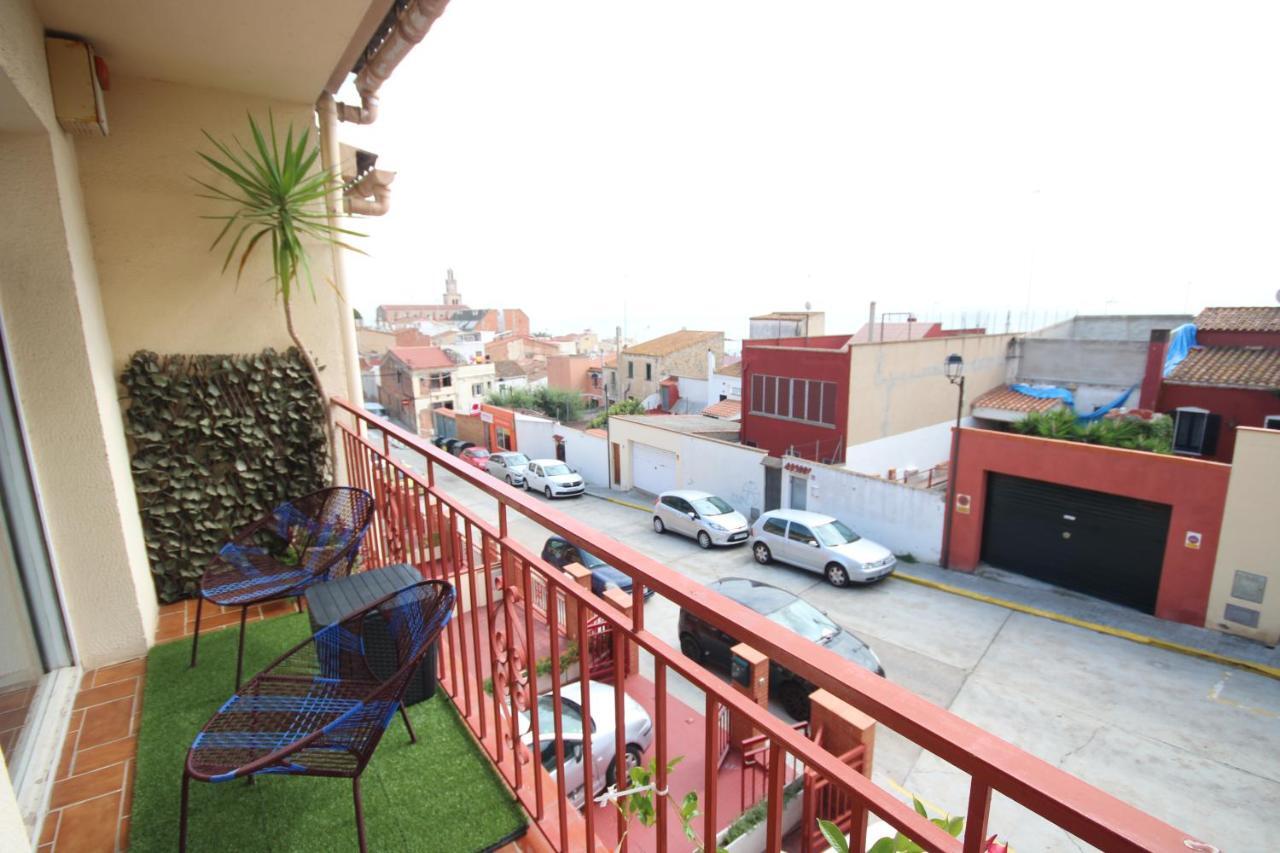 Casa En Masnou Junto A Playa Y Tren Villa Kültér fotó